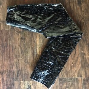 Crocodile black vinyl pants